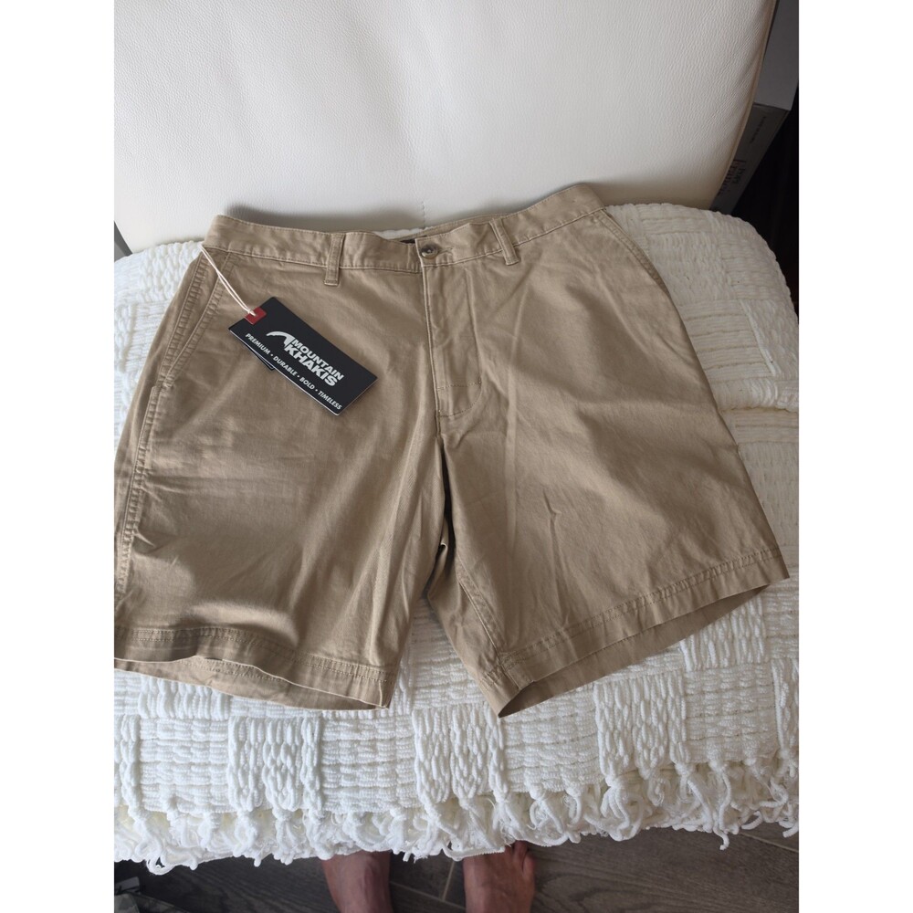 NWT Mountain Khakis Casual Shorts Sz 31x8